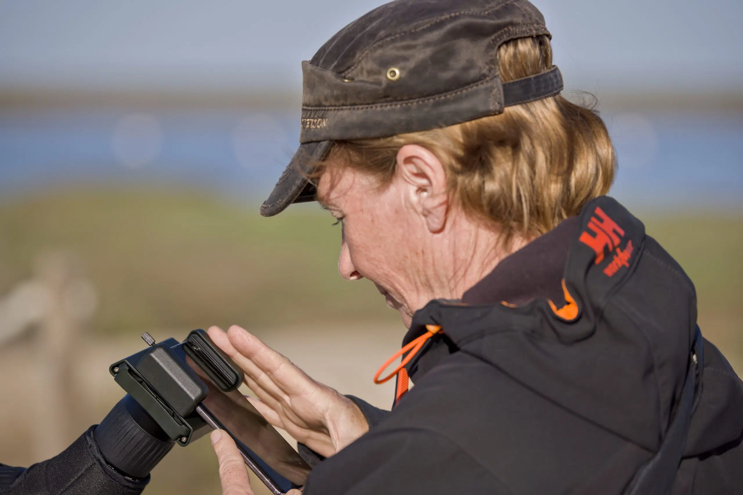 DOF BirdLife Digiscoping adapter i brug 2